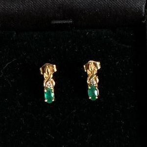 10kt yellow gold emerald and diamond earrings